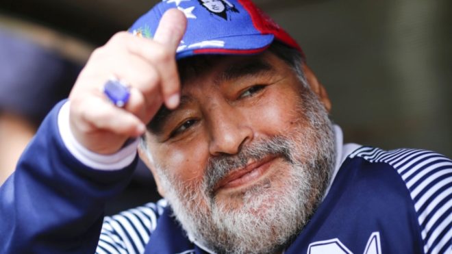A Maradona lo drogaban con pastillas mezcladas en la cerveza 