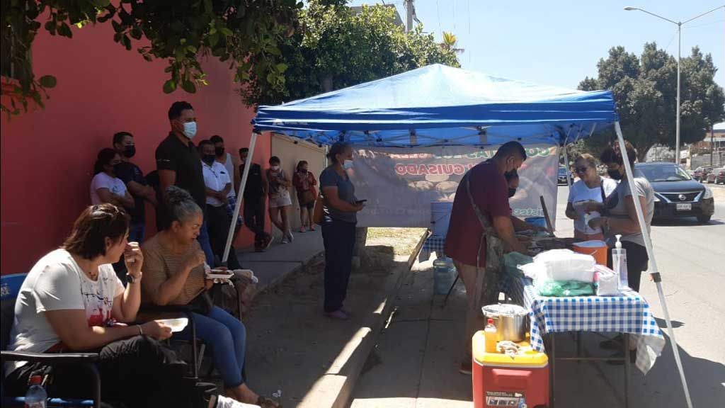 Obligados por la inseguridad, ‘Los Celayitas’ traen su sazón a Tijuana