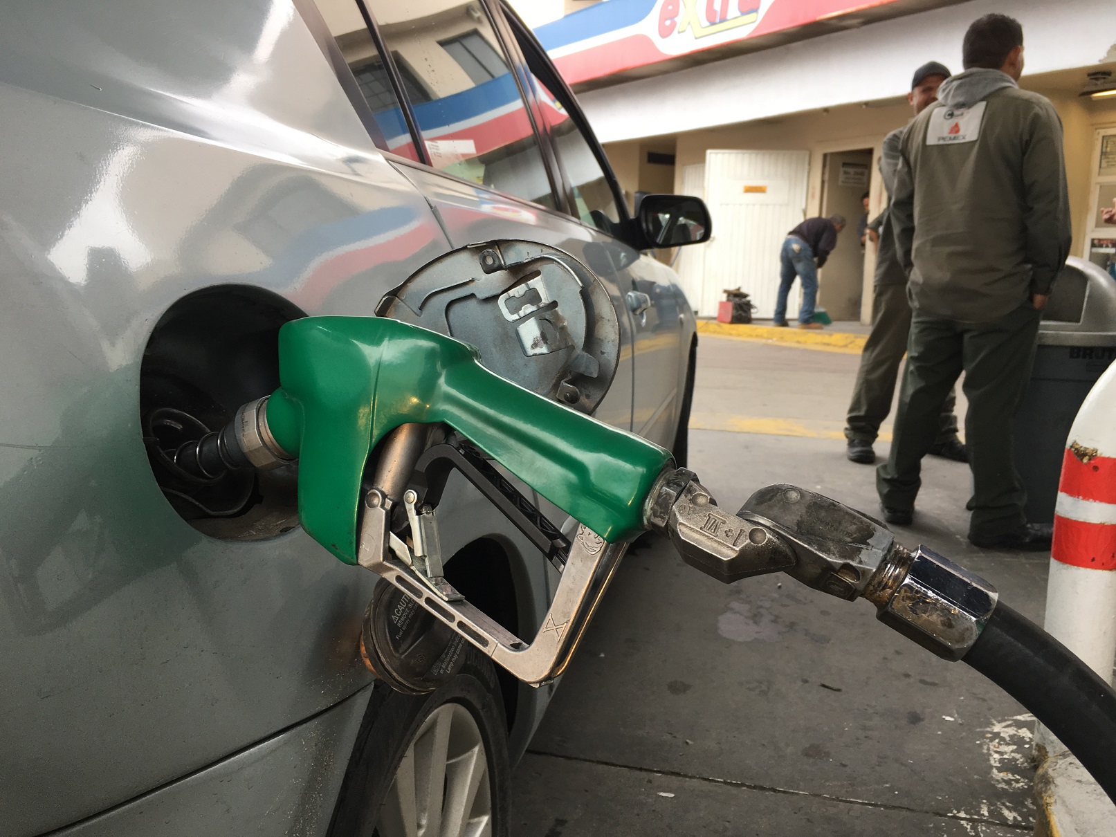 Aumenta en Tijuana el precio de la gasolina