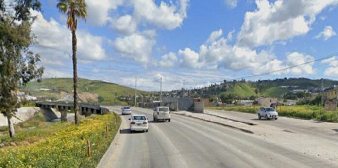 Comité de Puentes de Tijuana contempla el desvió de transporte pesado del puente Los Olivos