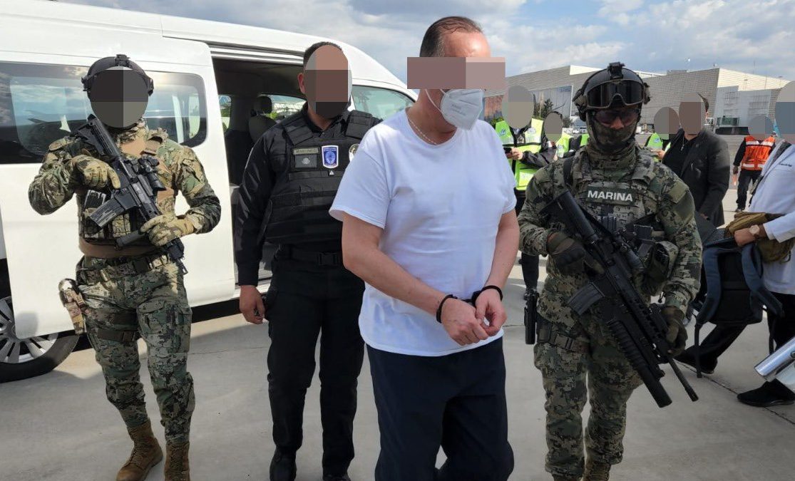 Exgobernador César Duarte es detenido por la FGR en Chihuahua